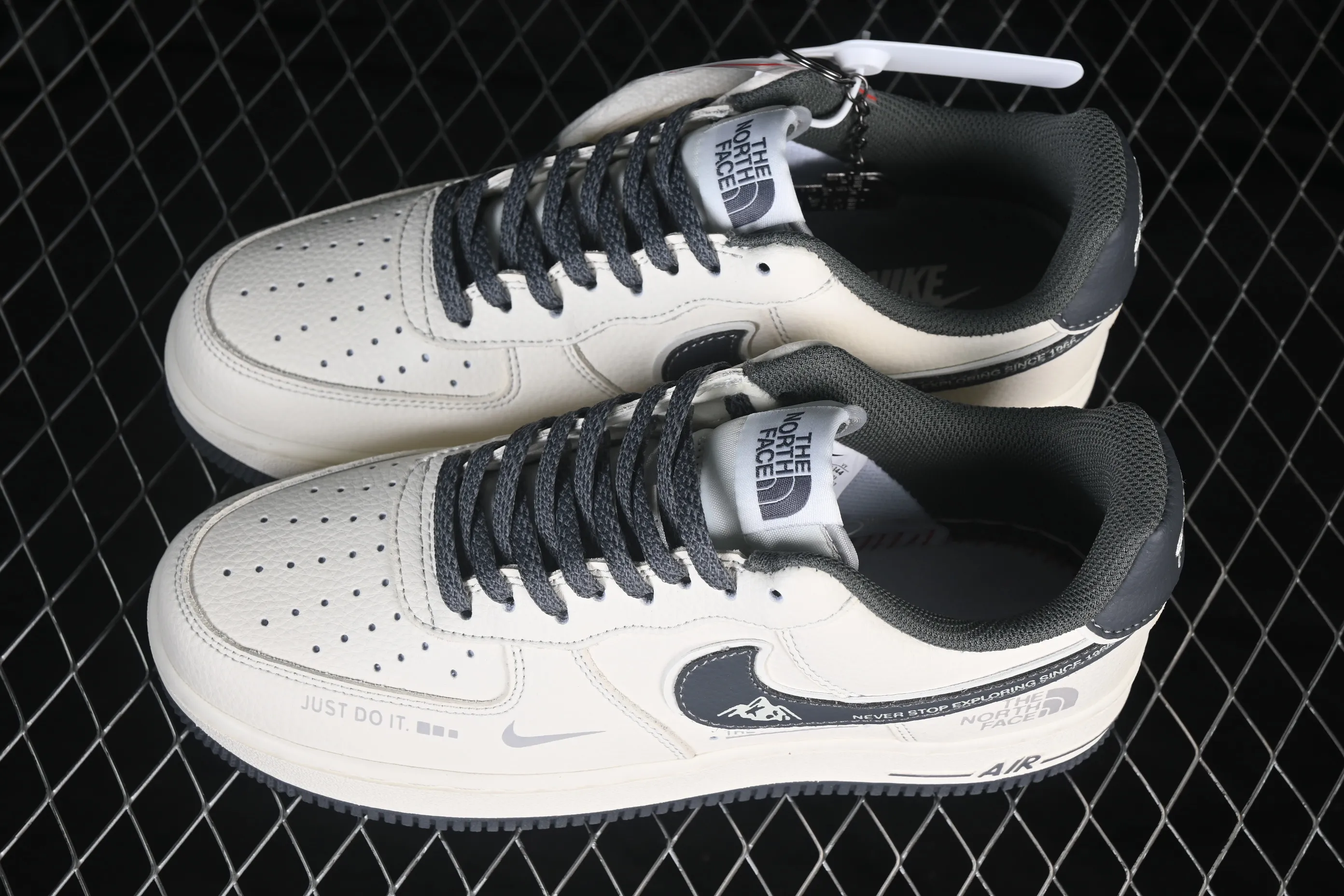 All categories Nk Air Force 1 Air Force series Nk Air Force 1 Low Air Force low-top Nike Air Force 1'07 Low North Face joint Air Force 1 low-top casual sneakers DD1982-344